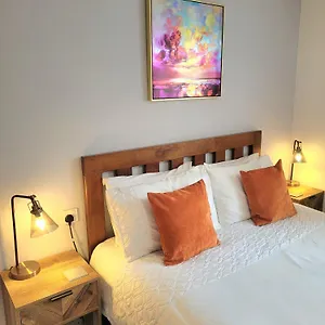 1 Merchants Gate - 2 Bedroom, With Private Parking Apartment York